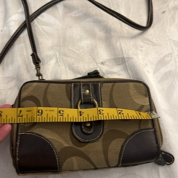 Adorable crossbody wallet / phone bag. - Picture 6 of 7